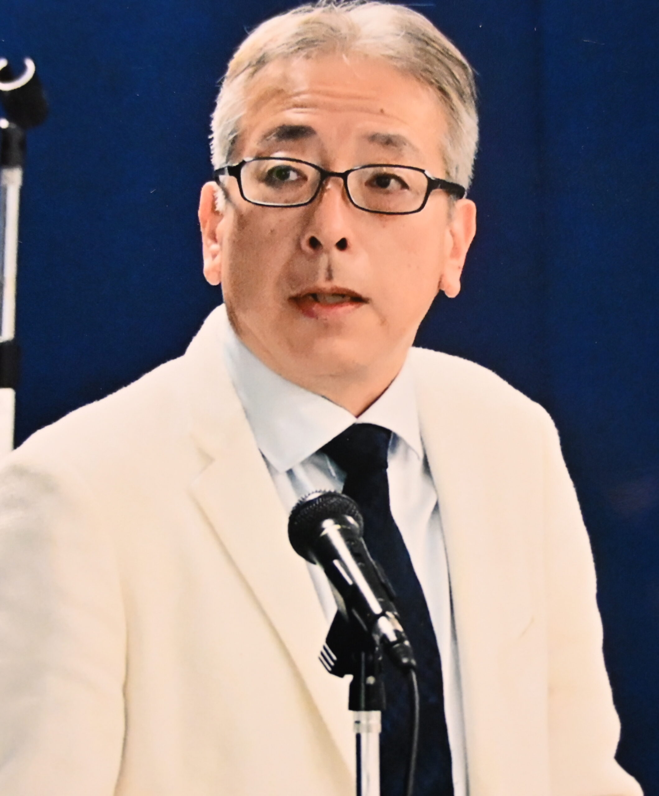 余語真夫